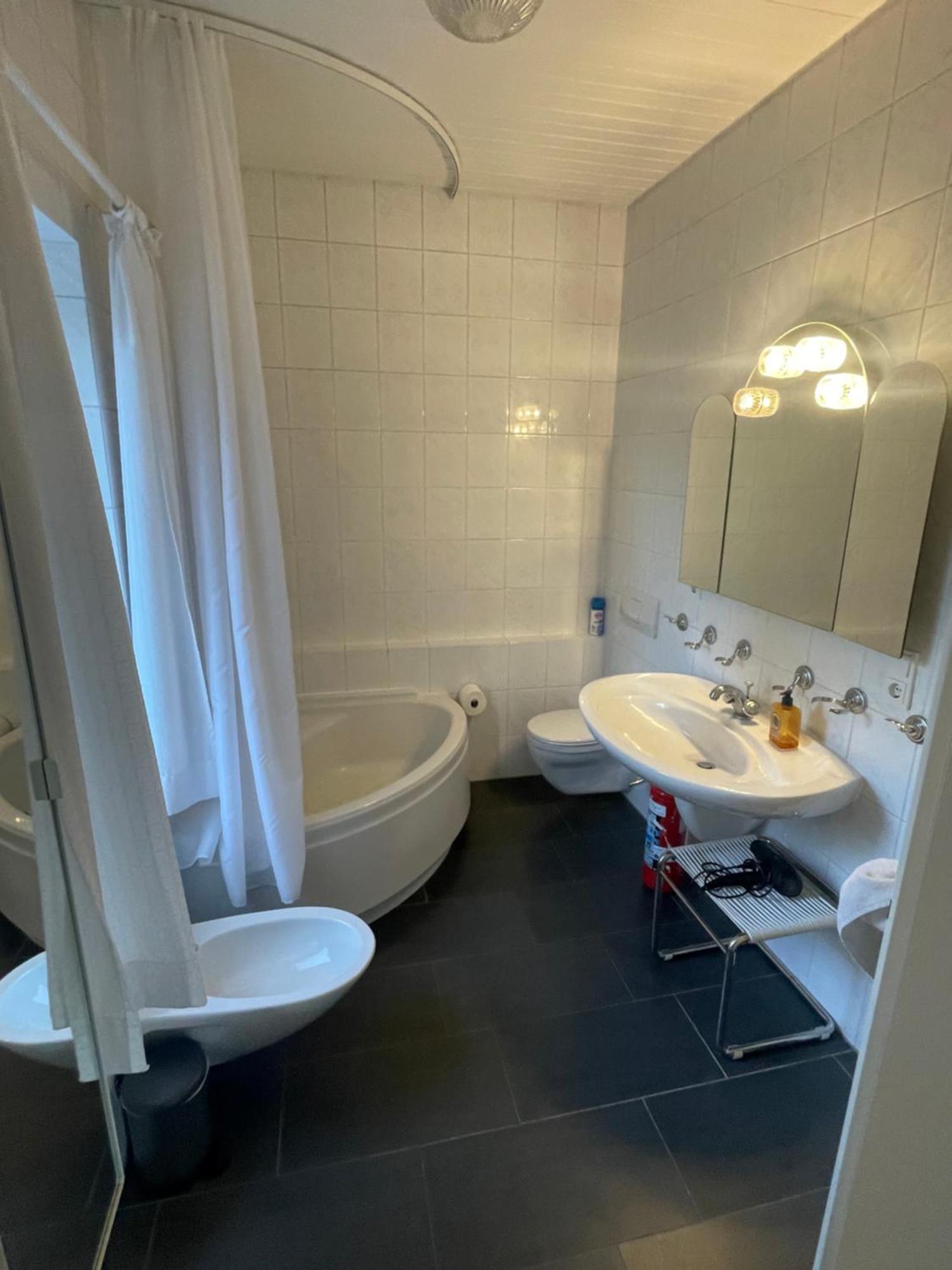 Av No.1 Accommodatie bij particulieren Düsseldorf